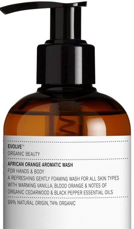Få en unik og forfriskende opplevelse med EVOLVE African Orange Aromatic Hand & Body Wash. Denne store flasken er fylt med en nydelig aromatisk hånd- og dusjsåpe. Duften kombinerer blodappelsin, vanilje, sort pepper og sedertre som virker avstressende.