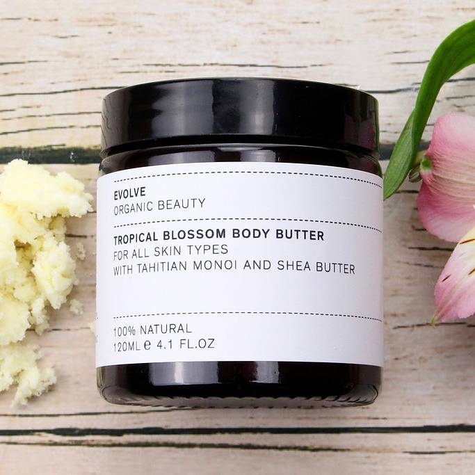 Økologisk bodybutter med tropisk duft.